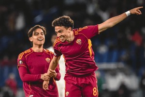 意甲：科莫近期状态稳定，罗马一周双赛体能受限