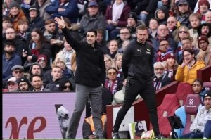 皇马更衣室内乱，3天后死磕曼城，阿隆索能赢球保帅位？