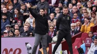 皇马更衣室内乱，3天后死磕曼城，阿隆索能赢球保帅位？