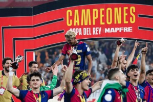 三线崩盘！皇马一个月连丢三冠！四大皆空警报拉响