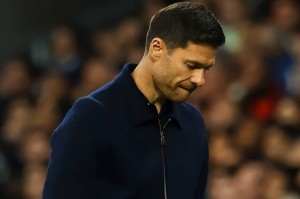 阿隆索帅位堪忧，两大潜在继任者浮出水面，齐达内和渣叔谁更适合？