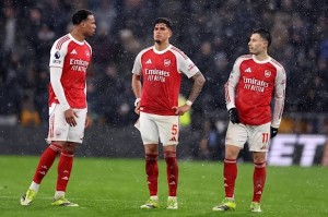 狼队官推嘲讽阿森纳：偷鸡不成蚀把米