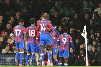 英超争四格局大乱，大黑马杀入欧冠区，超越切尔西，甩开曼联