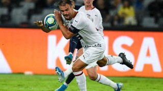 法甲：雷恩主场对阵巴黎圣日耳曼，临时主帅带队迎战七连胜榜首巴黎，比分预测赛事分析