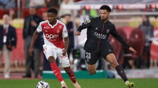 法甲焦点战：巴黎圣日耳曼心系欧冠，雷恩客场抢分具备优势？